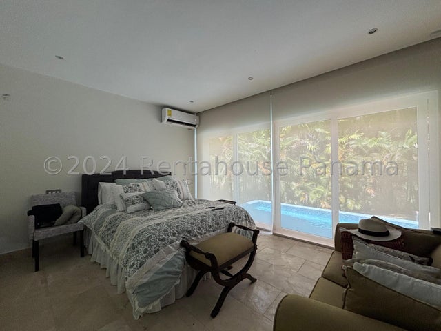 Modern and Spacious House in Panamá Pacífico